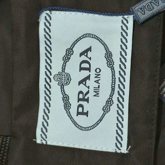 Prada Gold-Plated Logo Recycled Nylon Bra - Picture 5 of 9